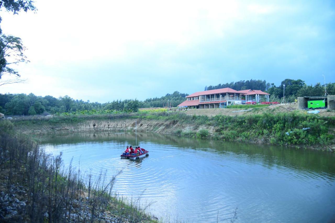 Biranji Aqua Retreat Hotel Chikmagalur Exterior photo