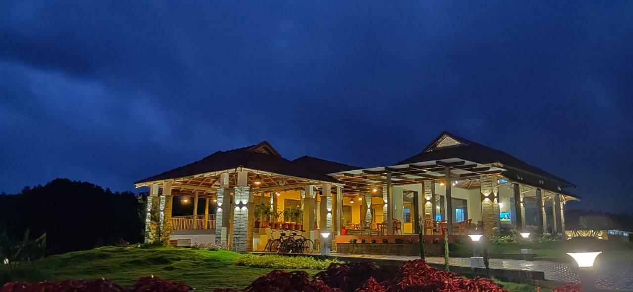 Biranji Aqua Retreat Hotel Chikmagalur Exterior photo